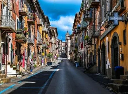 Daire La Terrazza Sul Corso Caprarola